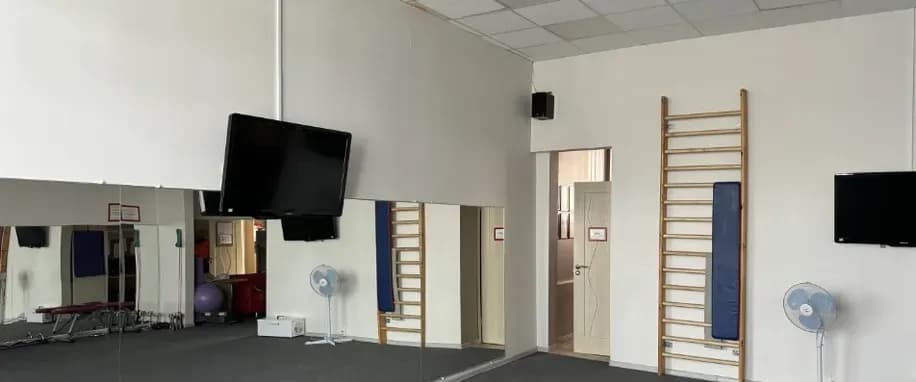 gallery slide