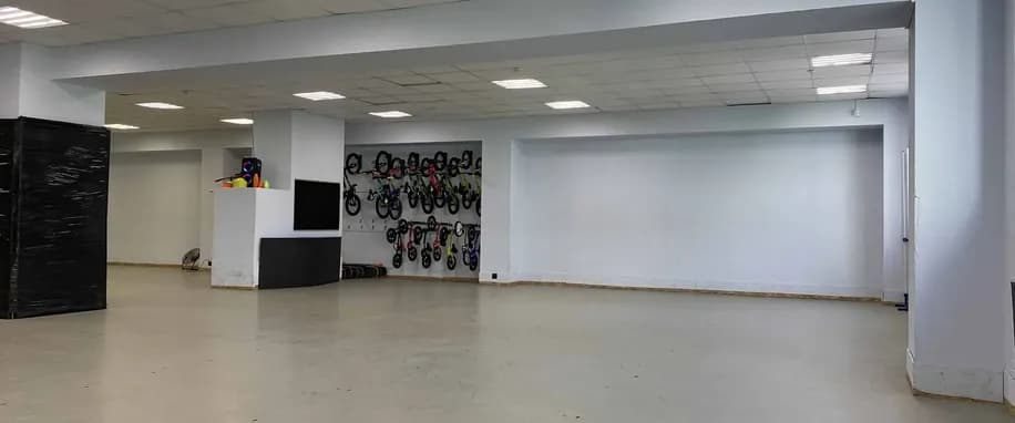 gallery slide