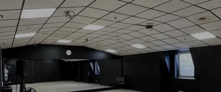 gallery slide
