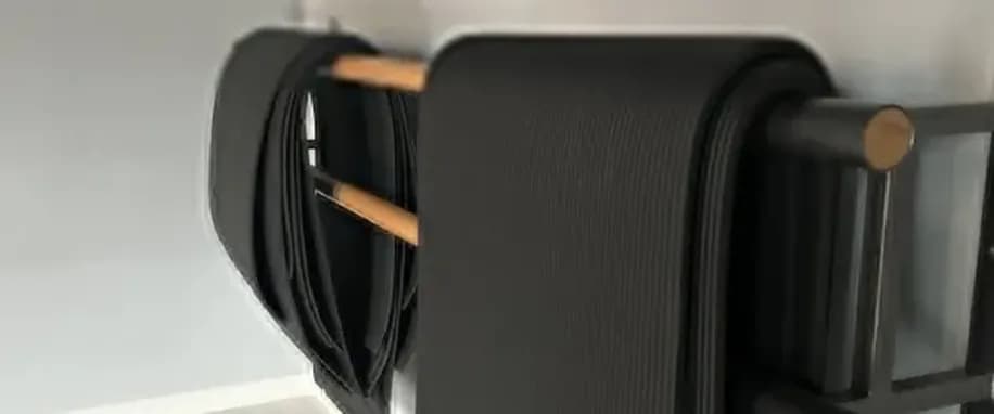gallery slide